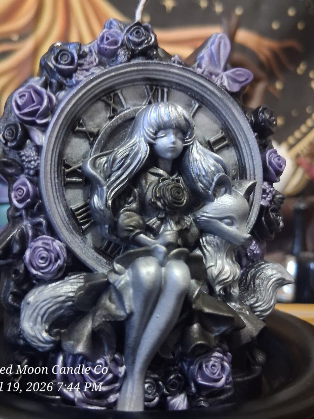 Alice in Time Candle - Picture 6 of 16